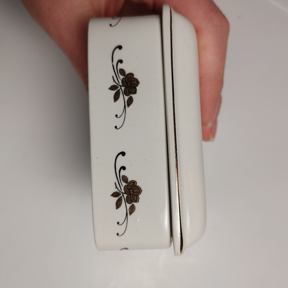 Lord Nelson Pottery trinket box England - Picture 5 of 9